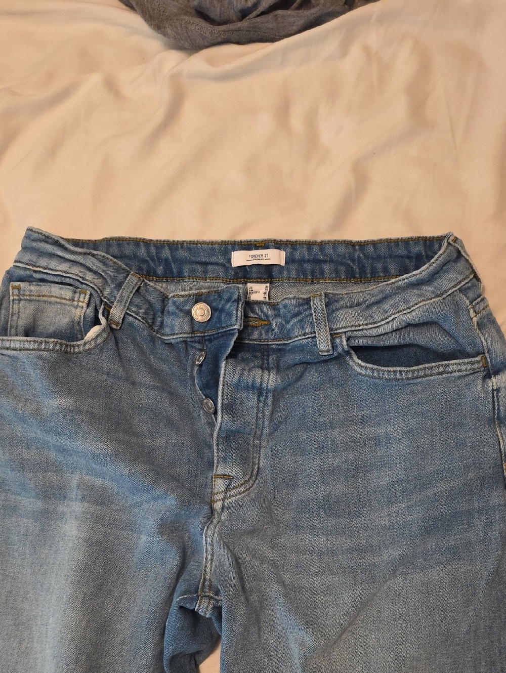 Forever 21 Premium Women's Light Blue High-Rise Button-Fly Jeans